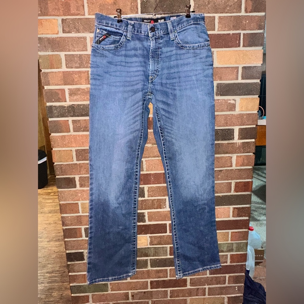 Ariat FR M4 Men's Denim Blue Jeans Relaxed Boot Cut Size 34x36 USA Fabric